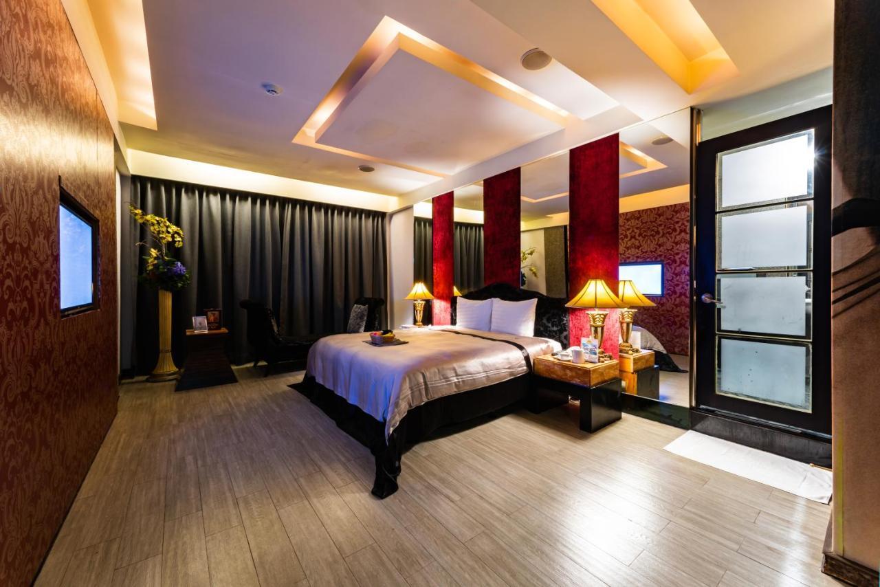 Liti Motel Taichung Exterior foto