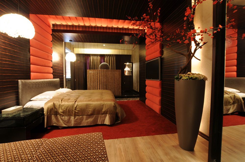 Liti Motel Taichung Exterior foto